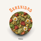 Mezcla herbal de Serenidad con hojas y flores secas para bienestar digestivo.